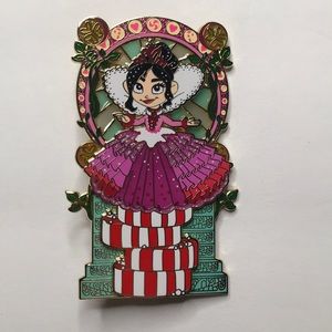 Jumbo Vanellope Nouveau Fantasy Pin